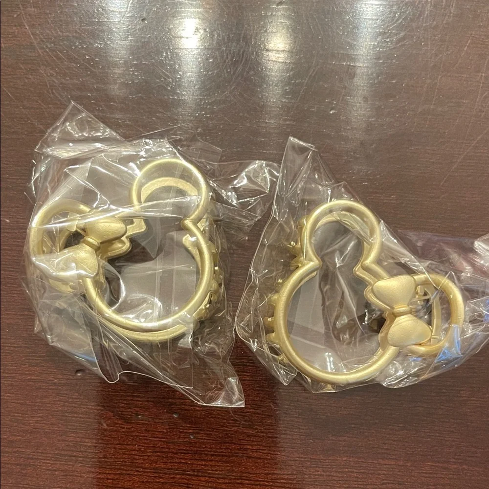 Gold Mickey Minnie Mouse hair clips set of two new gold toned